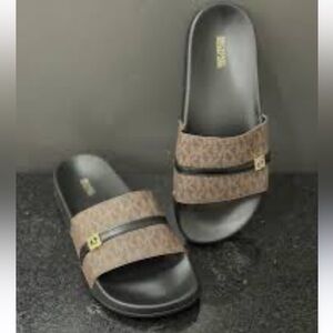 NWT!! Michael Kors Brown Patterned Slide Sandals